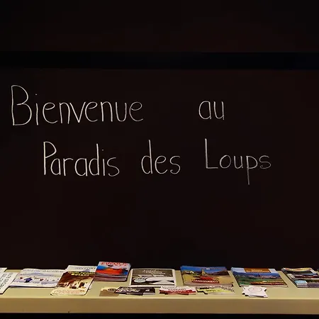 Le Paradis Des Loups Hotel Giromagny